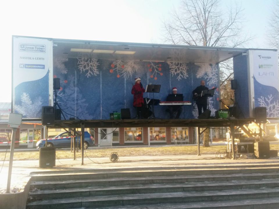 Kuljetusliike Juhani Tuomi Oy sponsorina joulutapahtumassa